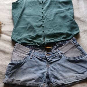 Old Navy Denim with Yellow Tag